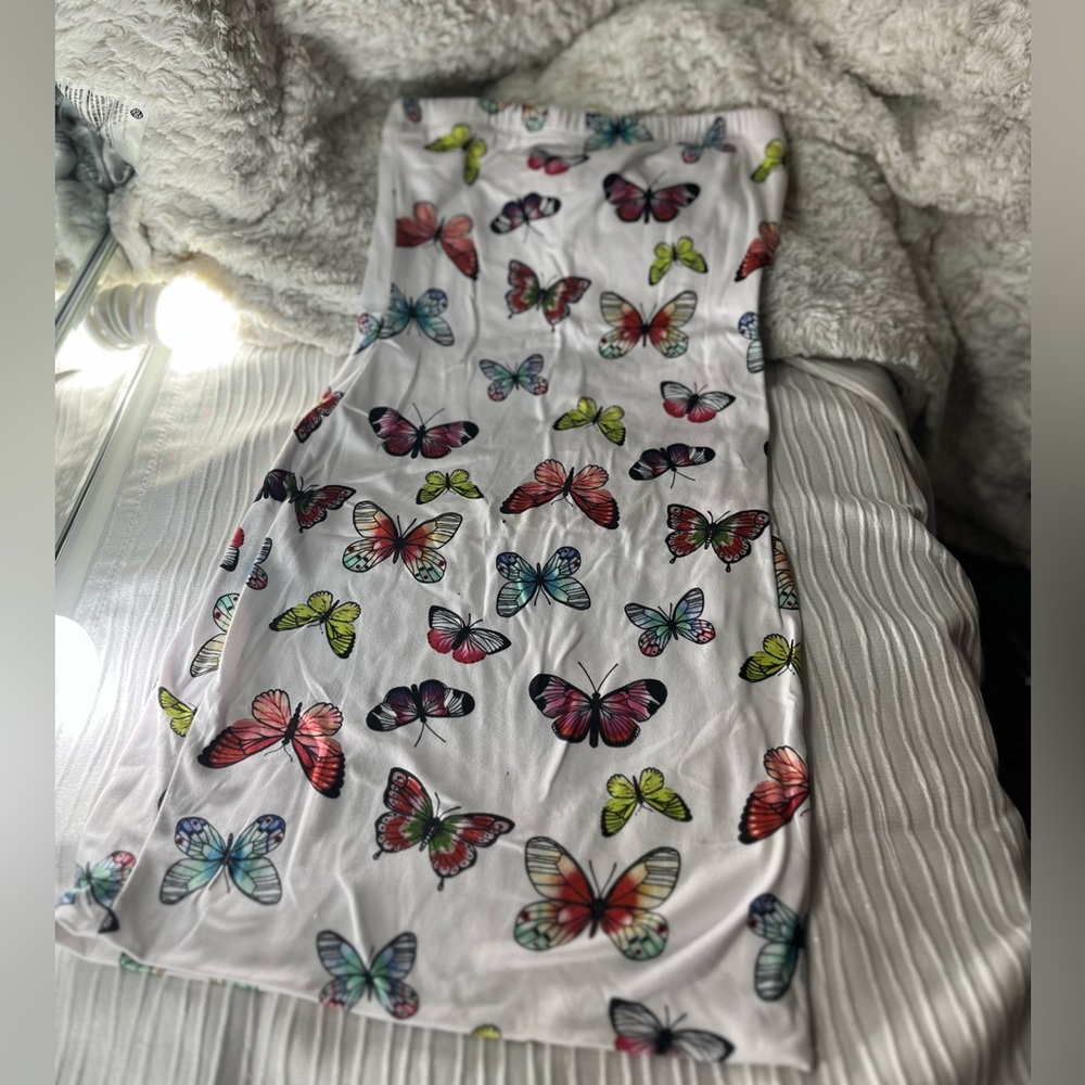 Better Be S White Strapless Butterfly Dress